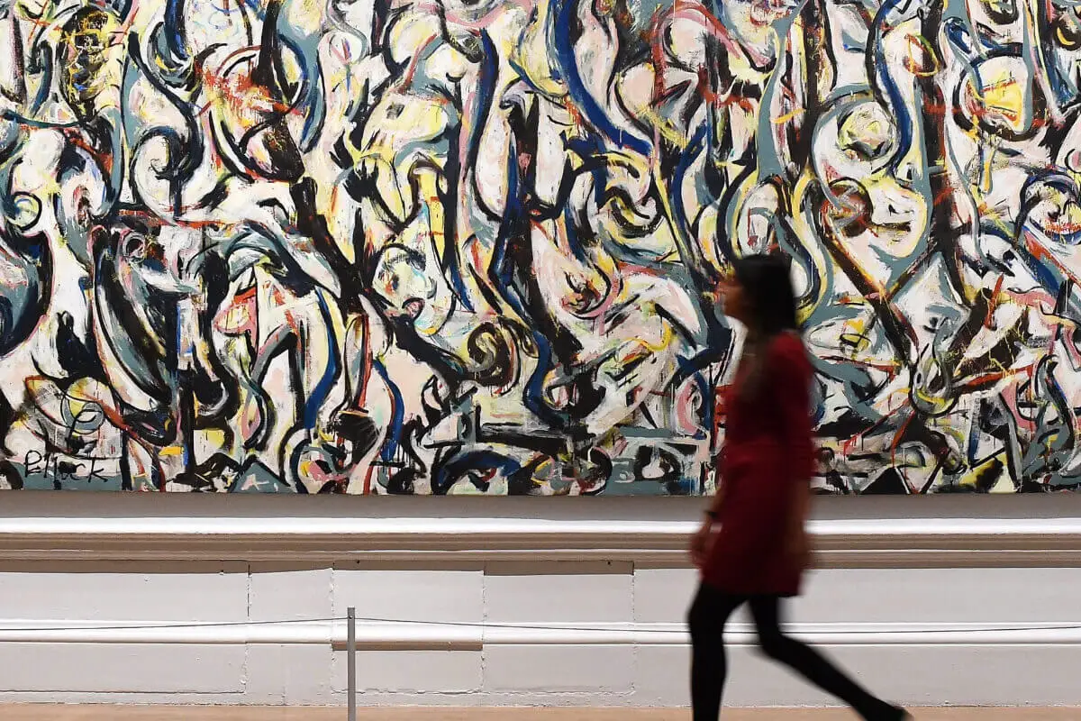 Exploring the Splendor of Colorful Abstract Art