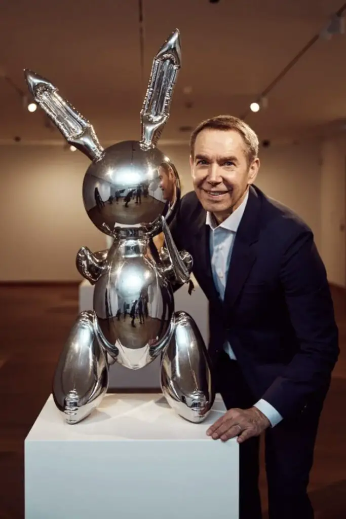 Jeff Koons with Rabbit (1986). Photo ©David Fisher, 2019.
